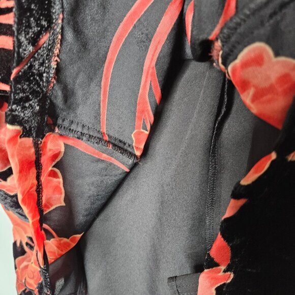 BCBG Mini Dress Velvet like material size 2 - Picture 5 of 14